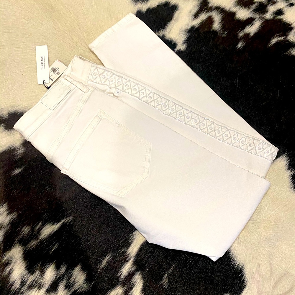 White Express Jeans